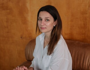 Юлія Бездольна 