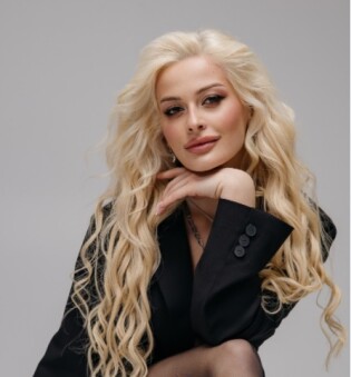 Катерина Навроцька