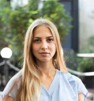 Анастасія Асавелюк