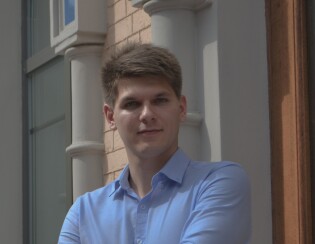 Микола Глова