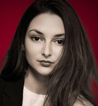 Анна Половинник 