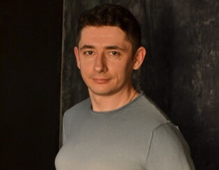 Гліб Лапіков