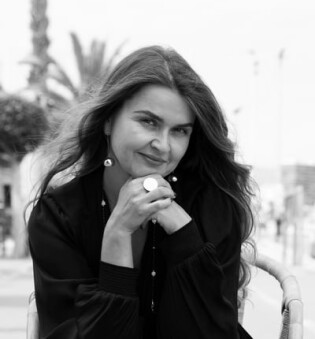 Наталія Іонанова