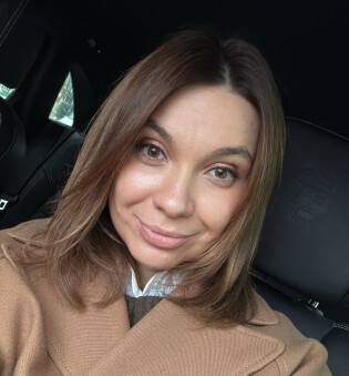 Олена Олійник