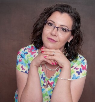 Олена Стокіч 