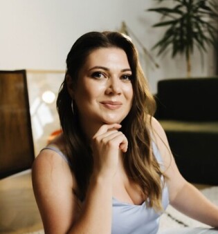 Аліна Дорощук